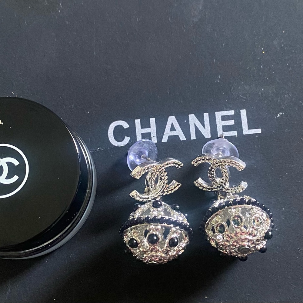 Chanel Vintage earrings